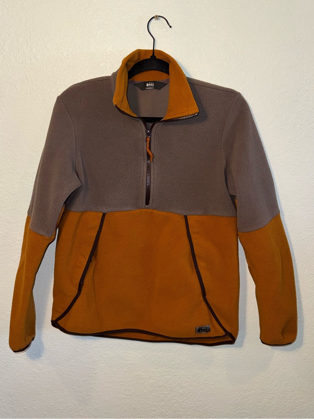 REI Colorblock Fleece Pullover Half Zip Sweater Orange Cold Weather Size Small